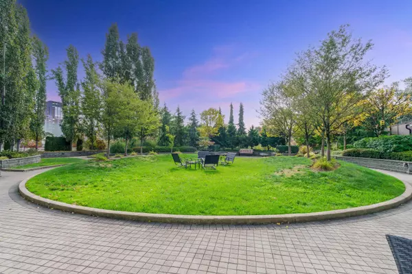 Port Coquitlam, BC V3C 0C3,2789 Shaughnessy ST #1205