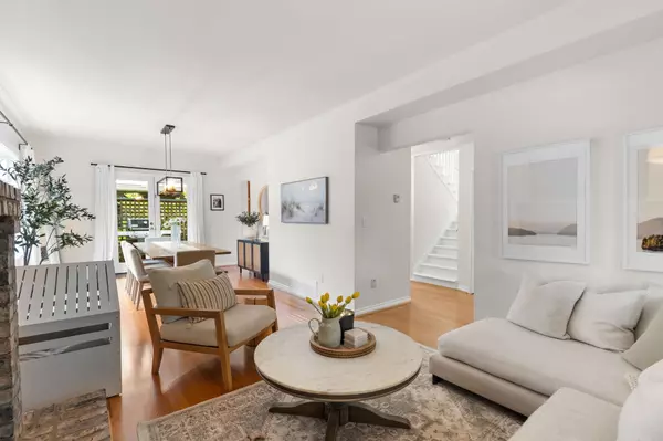 North Vancouver, BC V7M 1M6,650 W Keith RD #1