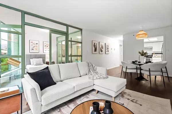 Vancouver, BC V6A 4B6,1159 Main ST #301