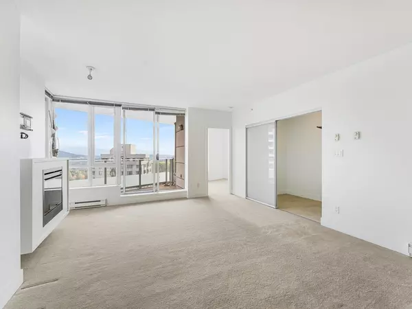 Burnaby, BC V5H 0A2,4808 Hazel ST #1105