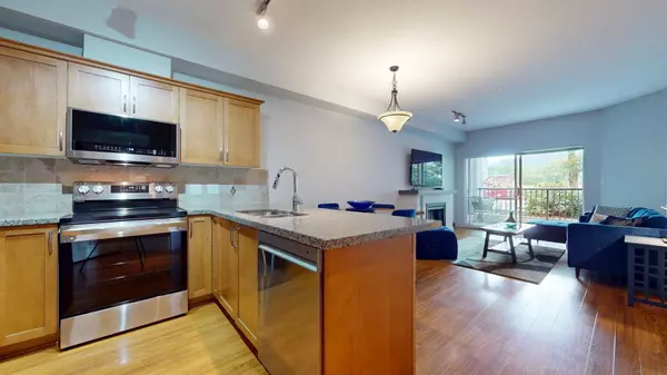 Squamish, BC V8B 0R2,1336 Main ST #214