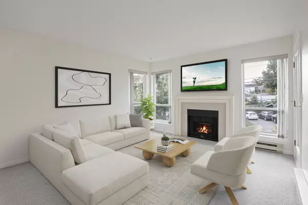 White Rock, BC V4B 1E4,15717 Marine DR #304