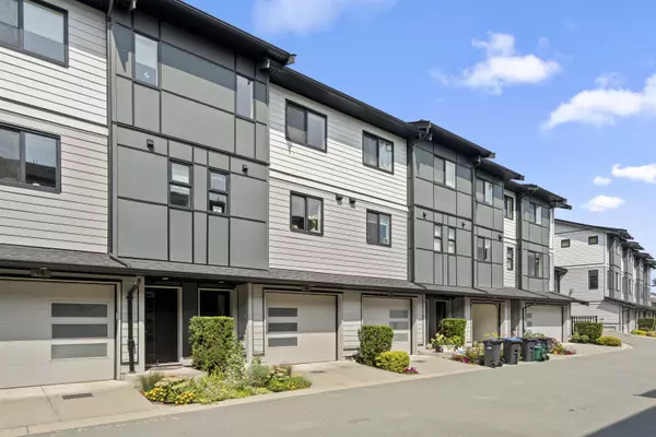 Abbotsford, BC V2S 2E1,34825 Delair RD #16