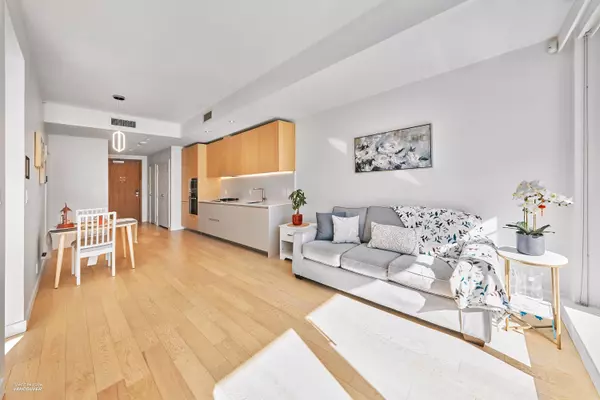 Richmond, BC V7C 0E5,6688 Pearson WAY #412