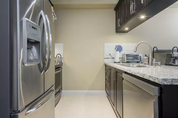 Langley, BC V2Y 0N4,8258 207a ST #263