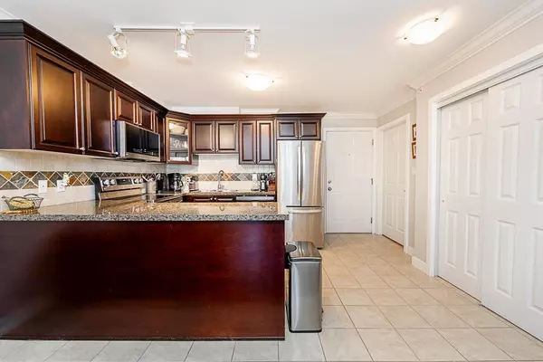 Squamish, BC V0N 3G0,1310 Victoria ST #402