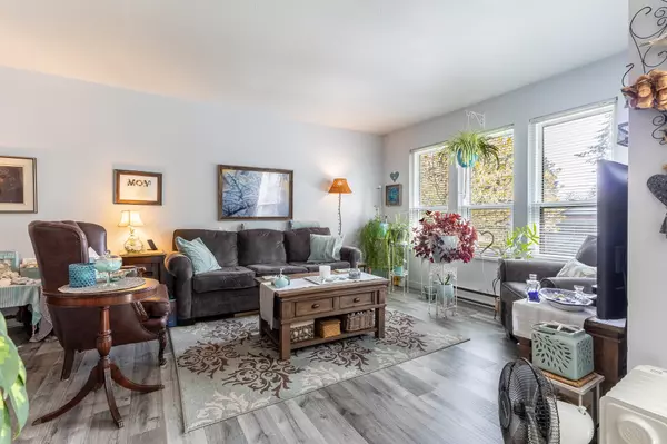 Gibsons, BC V0N 1V9,765 School RD #2