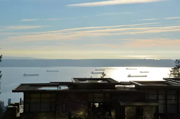 West Vancouver, BC V7S 3K4,2235 Twin Creek PL #103