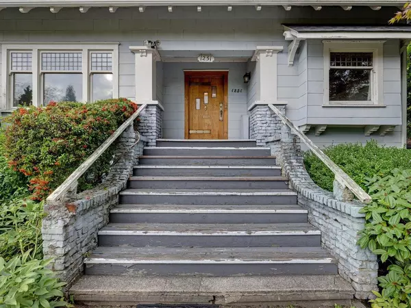 Vancouver, BC V6H 1Z8,1251 W King Edward AVE