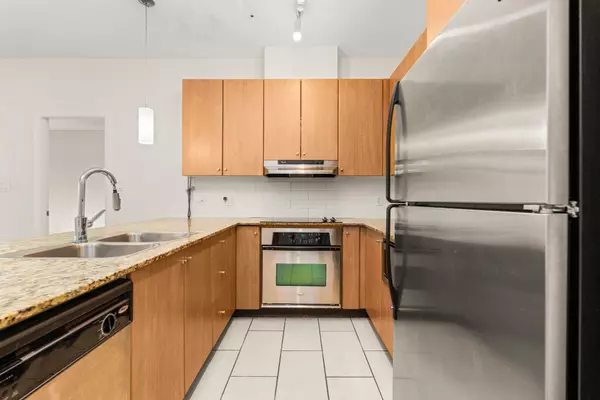 Surrey, BC V3R 4G9,15322 101 AVE #218