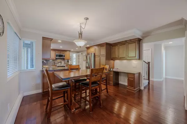 Coquitlam, BC V3J 7P1,1851 Masset CT