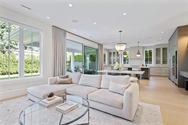 Coquitlam, BC V3J 2T4,1115 Cottonwood AVE