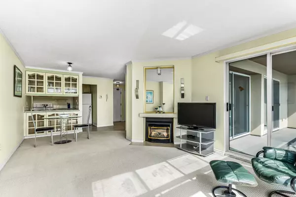 New Westminster, BC V3M 6B6,5 K De K CT #311