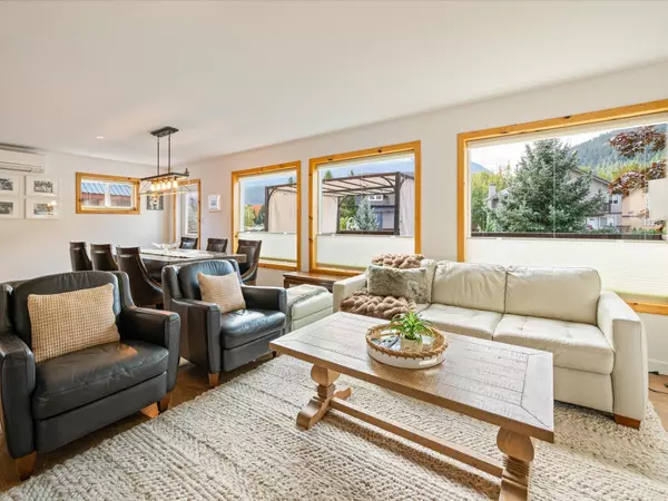 Pemberton, BC V0N 2L0,1425 Willow DR