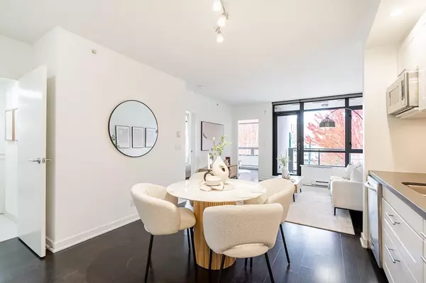 Vancouver, BC V5Z 0A3,750 W 12th AVE #310