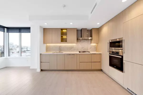 Vancouver, BC V5Y 0N3,1768 Cook ST #1214