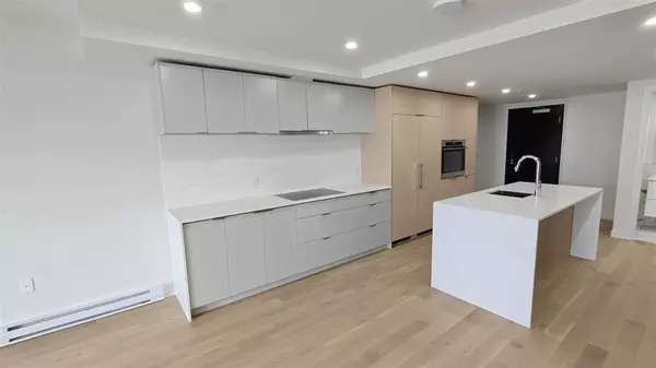 Vancouver, BC V6A 1X6,239 Keefer ST #901