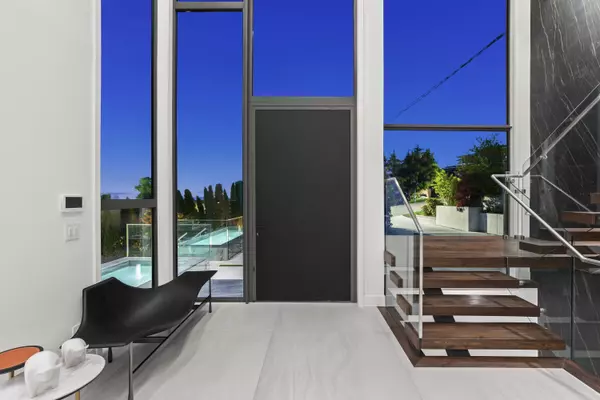 West Vancouver, BC V7V 4G2,1840 Orchard WAY