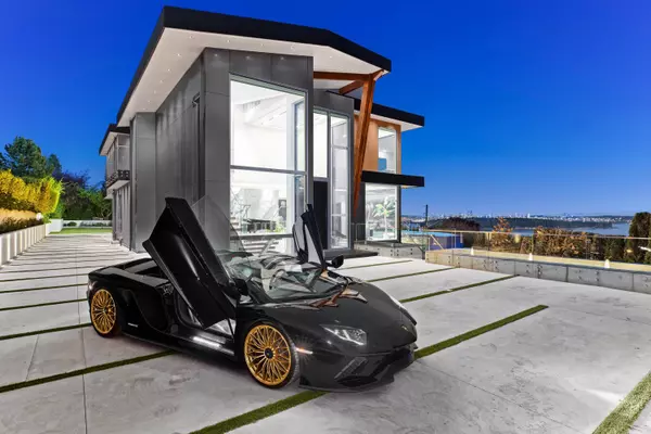 West Vancouver, BC V7V 4G2,1840 Orchard WAY