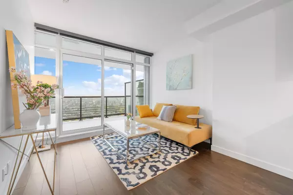 Burnaby, BC V5C 0M9,4730 Lougheed HWY #3905