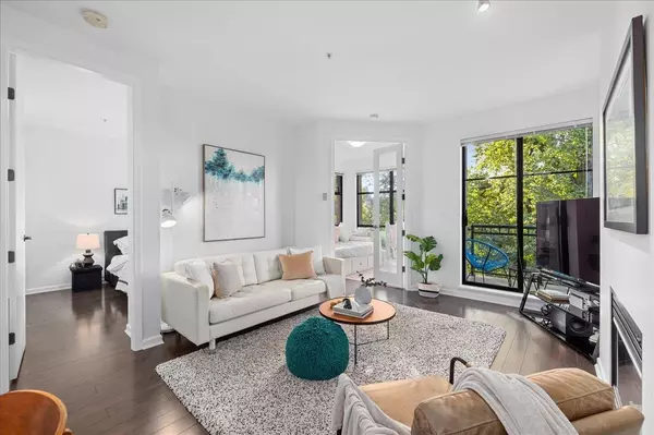 Vancouver, BC V6J 5L9,2065 W 12th AVE #412