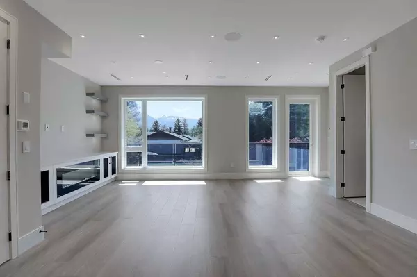 Squamish, BC V0N 1H0,1137 Axen RD