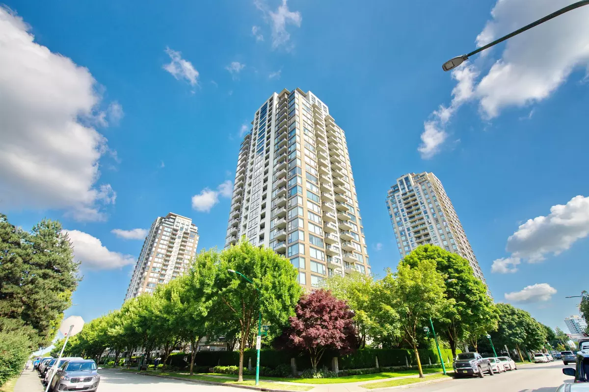 Burnaby, BC V5E 0A1,7108 Collier ST #202