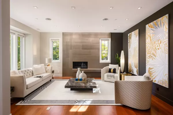 Vancouver, BC V6M 3H4,5961 Churchill ST