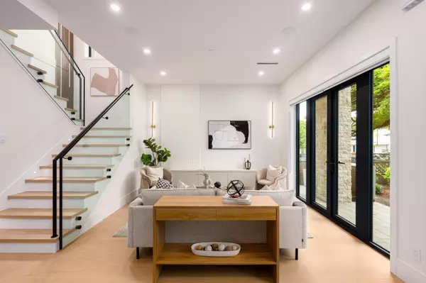 Vancouver, BC V5K 1Y3,3466 Franklin ST #1