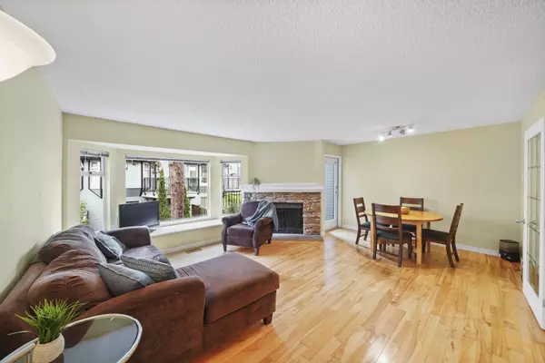 Coquitlam, BC V3E 2H1,1195 Falcon DR #60