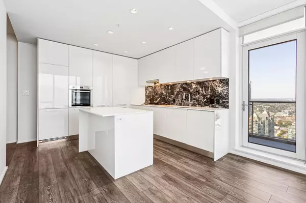 Burnaby, BC V5C 0K4,4510 Halifax WAY #3711