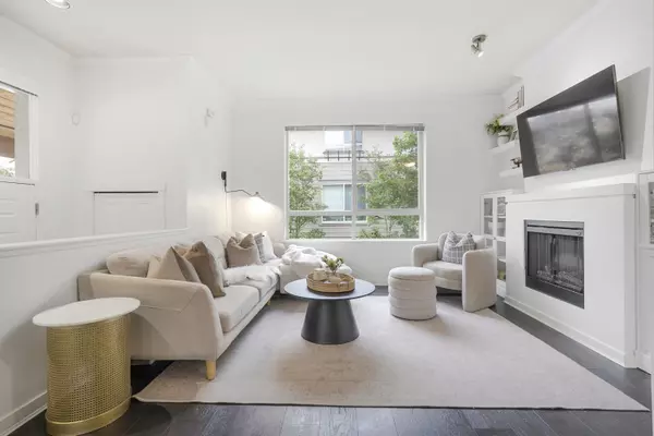 Port Moody, BC V3H 0C2,301 Klahanie DR #21