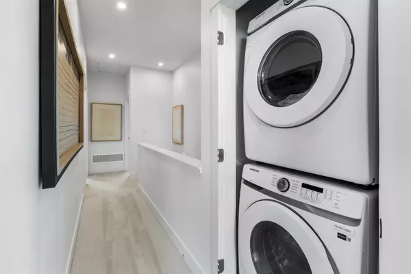 Coquitlam, BC V3B 0S5,3546 Monson CRES #107