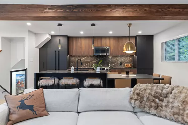 Whistler, BC V8E 0A6,2154 Whistler RD