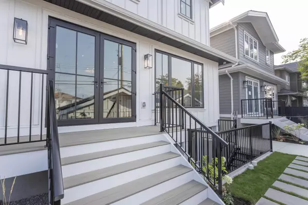 Burnaby, BC V5C 2E9,4315 Albert ST #2