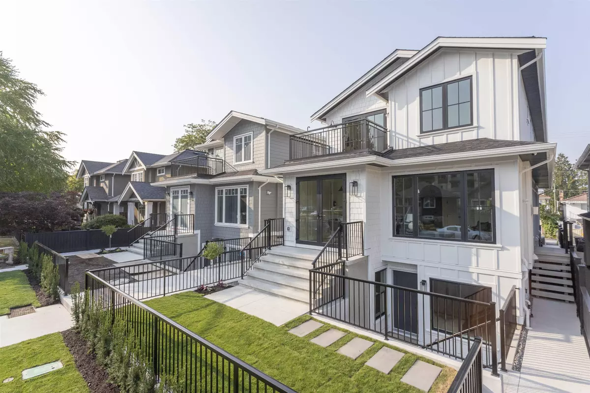 Burnaby, BC V5C 2E9,4315 Albert ST #1