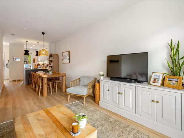 Squamish, BC V8B 1E6,1425 Shoal WAY