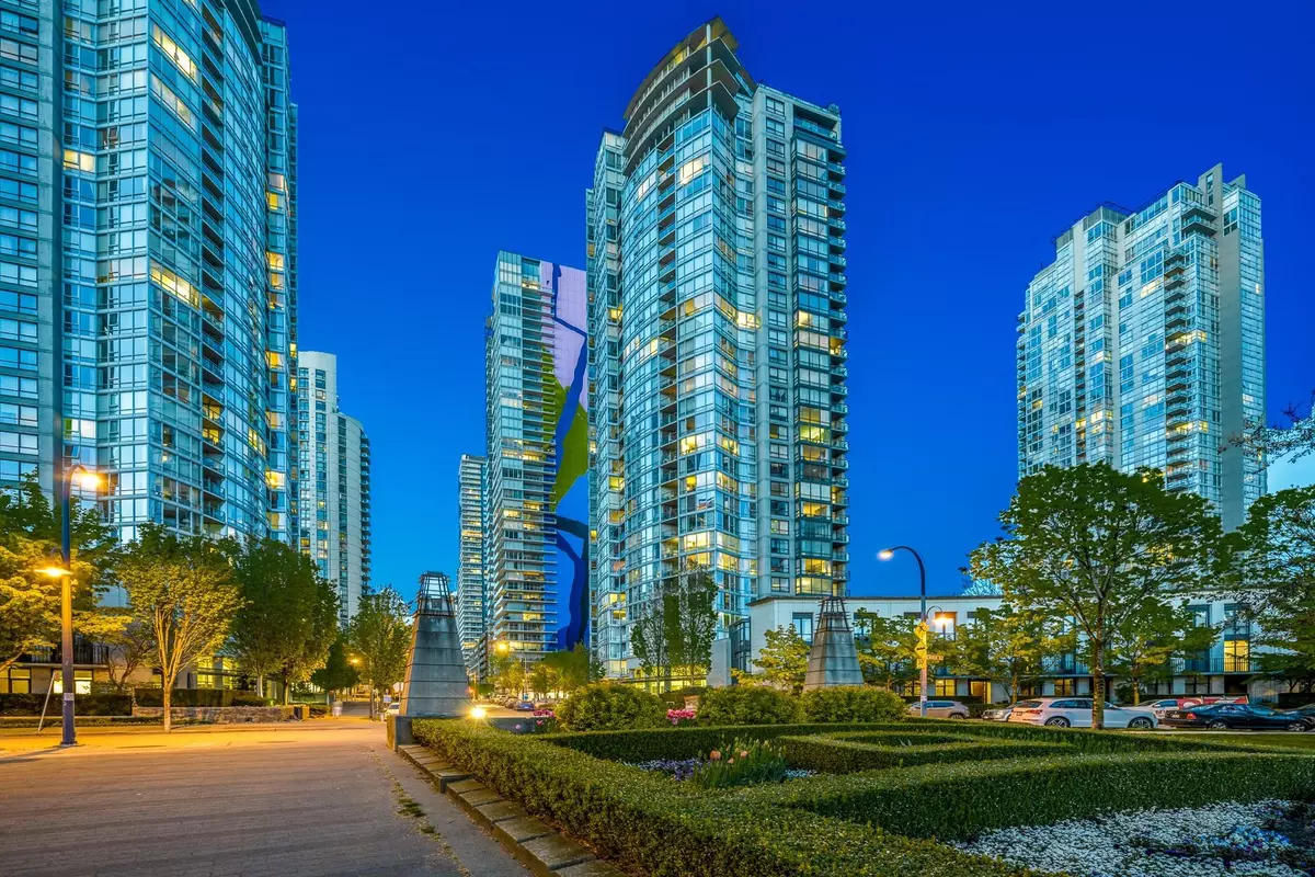 Vancouver, BC V6Z 3B8,1438 Richards ST #2306