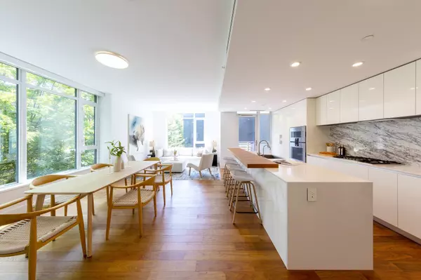 Vancouver, BC V5X 0J5,7428 Alberta ST #206