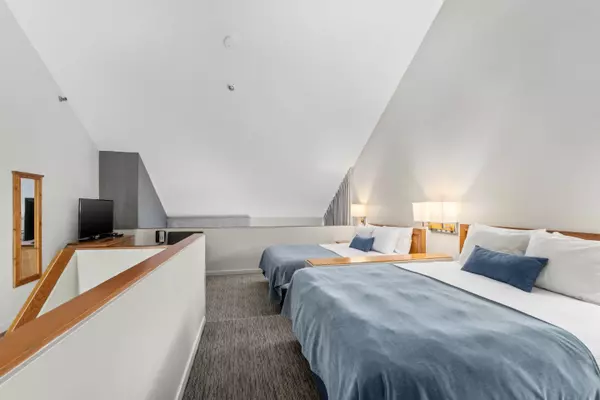 Whistler, BC V8E 1G8,4420 Sundial PL #202