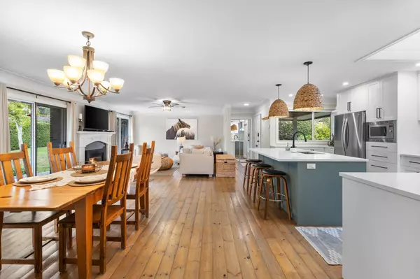 White Rock, BC V4B 1A6,14015 Marine DR