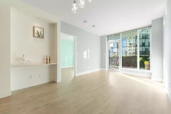 Burnaby, BC V3N 0G9,7388 Kingsway #410