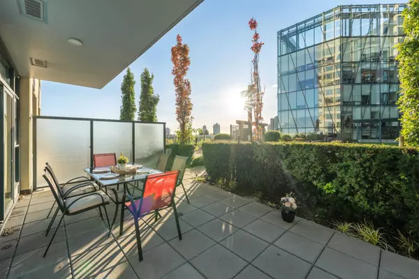 Burnaby, BC V3N 0G9,7388 Kingsway #410