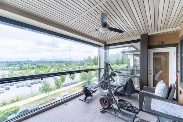 Langley, BC V2Y 3L6,20290 86 AVE #405