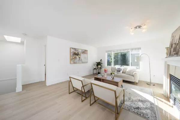 North Vancouver, BC V7K 2L6,3638 Maginnis AVE