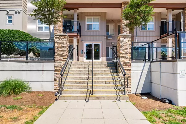 Langley, BC V3A 0J8,20175 53 AVE #107