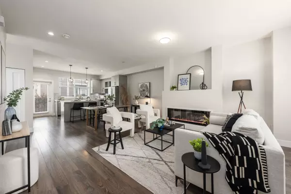 Surrey, BC V4P 0G5,14541 Winter CRES #63