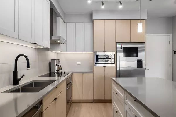 North Vancouver, BC V7K 0A3,3205 Mountain HWY #207