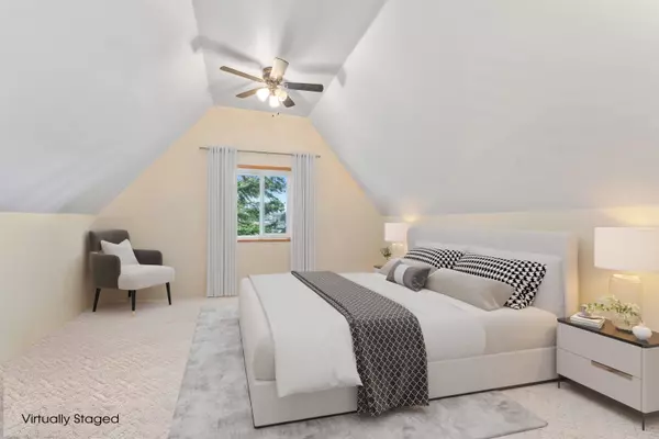 Vancouver, BC V5R 2L4,4535 Rupert ST