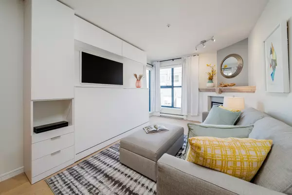 Vancouver, BC V6K 4T6,2688 Vine ST #404